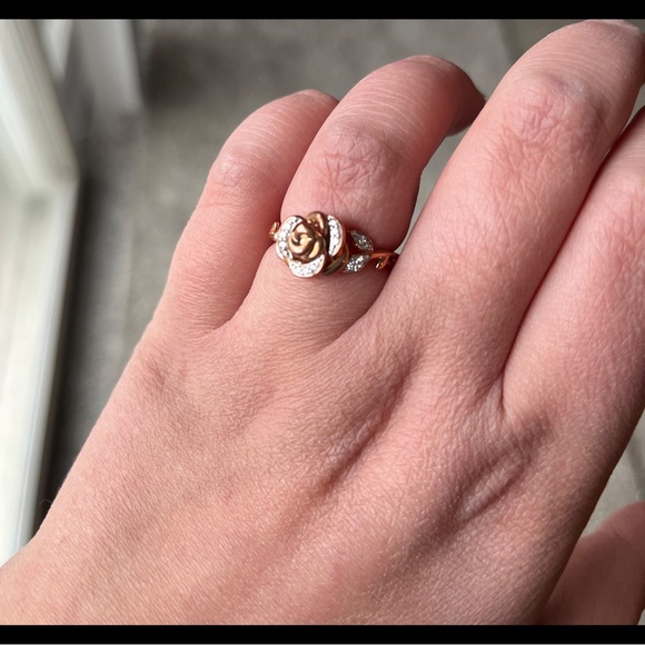 ✨ 3x HP ✨ Worn Twice Max. ✨ Belle 🥀 Ring w/ Real Diamonds ✨ - Picture 5 of 14